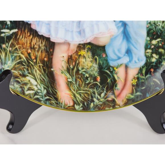 Little Sweethearts Sandra Kuck Fine China Year 1987 Wall Decor Plate 9" USA - Picture 6 of 11